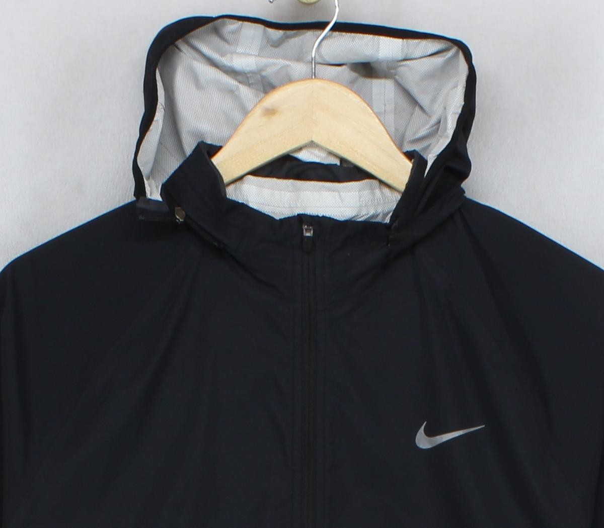 SACAI X NIKE Giacca a vento Nike donna taglia M nera scudo leggera corsa con cappuccio