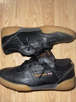 Reebok Classic Leather Black Gum SIZE 9M!! NO BOX!! GOOD EXERCISE SHOE!!  - Main Image