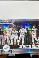 2025 Topps Series 1 - Los Angeles Dodgers #302 Rainbow Foilboard