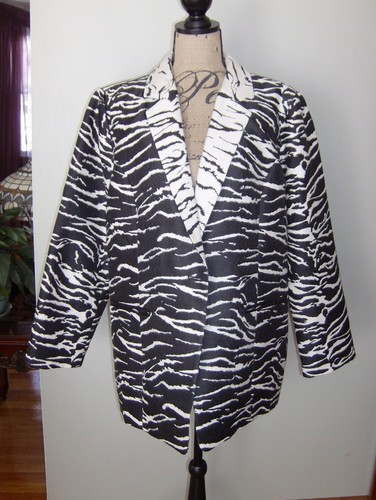 Chicos Bi Color Animal Print Topper Jacket NWT Black/White Size 3 $159