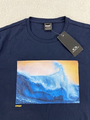 OAKLEY Postcard T-Shirt Tee Surf Ocean Wave Fathom Navy Mens Size