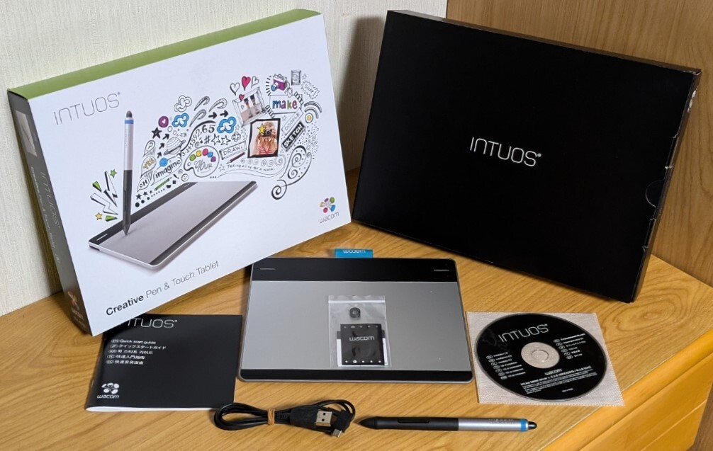 Wacom CTH-480 Intuos Small Creative Pen & Touch Tablet with Box