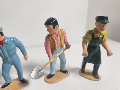 LGB G SCALE 4 Working Men Figures FOR MODEL TRAIN LAYOUT - Picture 3 of 3