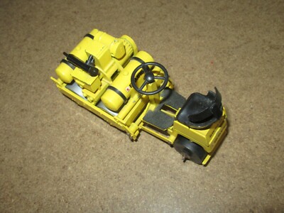 BOMAG BW27RH ミニカー 1:50スケール WM 9979 Bomag 1:50, BW 27 RH, Kaster