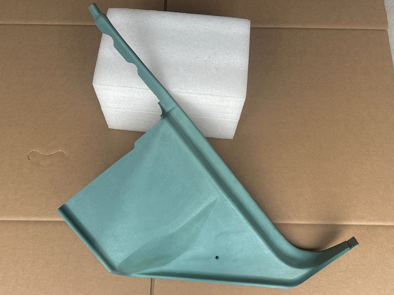 8086 Ford F150 F250 F350 Bronco Kick Panel Passenger Right SAGE GREEN eBay