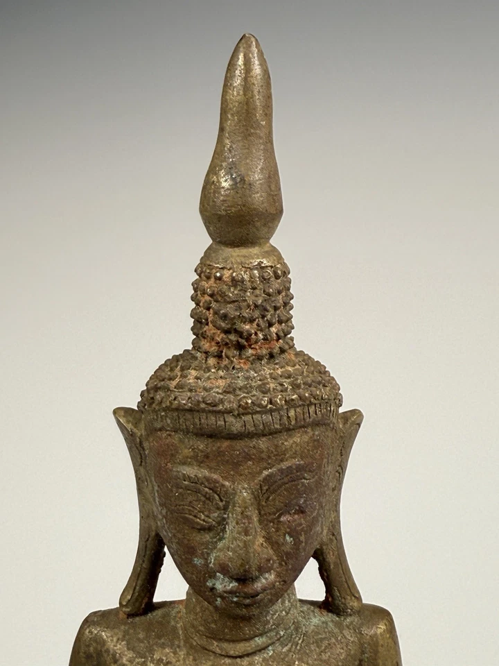 Rare Burma Burmese Shan era Bronze Buddha on integral base ca. 16-17th century - Image 2 of 4