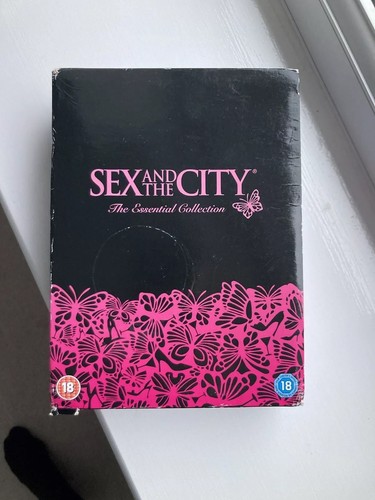 Sex And The City DVD Box Set - Picture 1 of 6