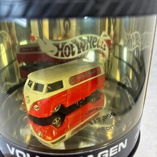Volkswagen Panel Bus Hot Wheels to 7000 pieces