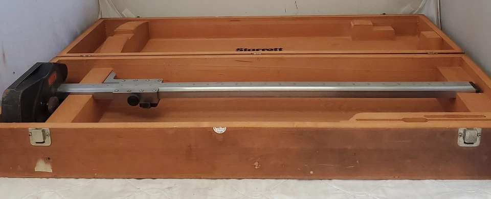Medidor de altura Starrett Master Vernier con estuche de madera LOTE-1113 Foto 2 de 4