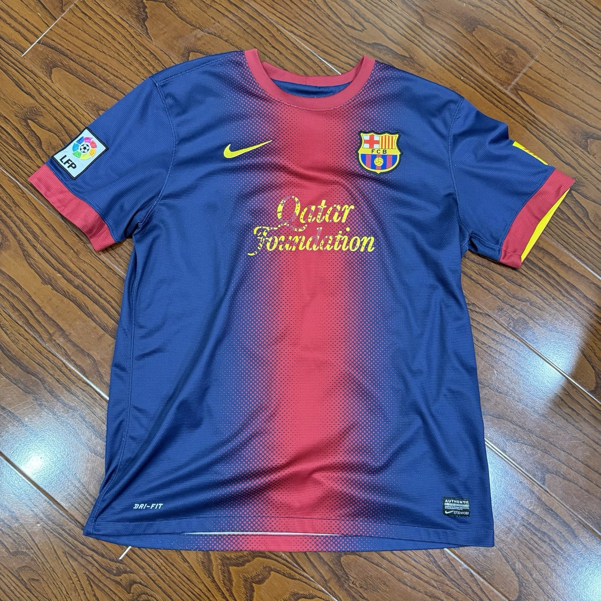 FC Barcelona 公式 NEYMAR JR 11 2012/13 Official 2012-13 FC BARCELONA *NEYMAR JR* SHIRT TRIKOT L | eBay