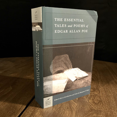 Edgar Allen Poe, The Essential Tales..., B & N Classics, PB, VERY GOOD (998)