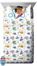 Jay Franco Kids Sheet Cartoon Set with Fitted, Flat Sheets and Pi