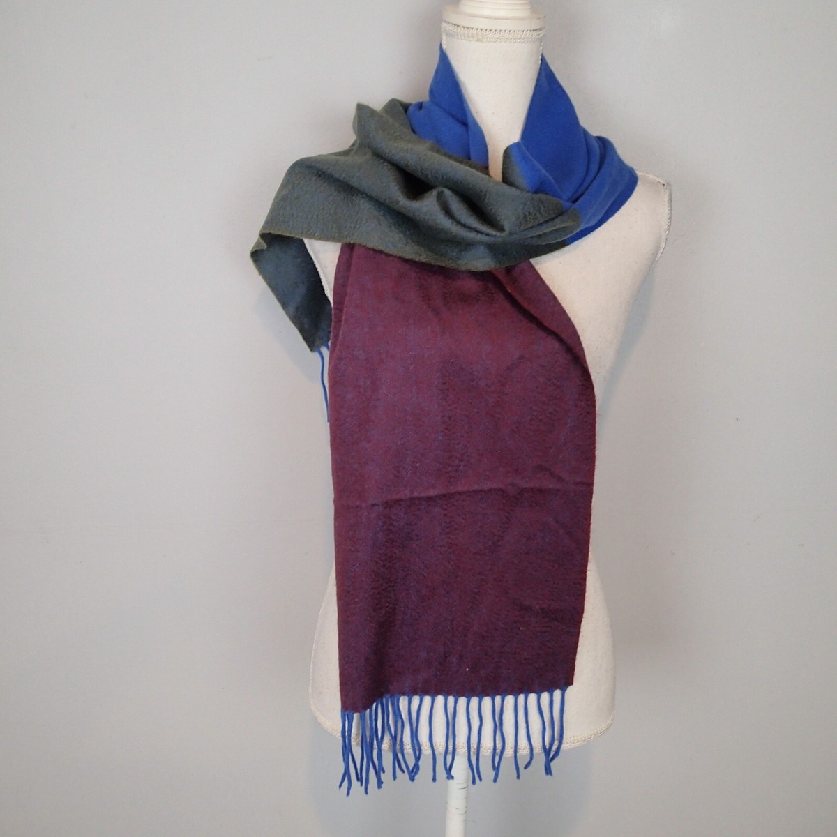 Marc Jacobs 100% cashmere fringe ends scarf wrap blue gray purple unisex