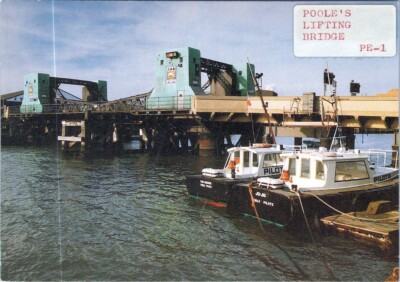 AK Wasserhimmel Fahrzeug Boot Wasserfahrzeug See Schiff Wolke Hafen Stadt AA04871