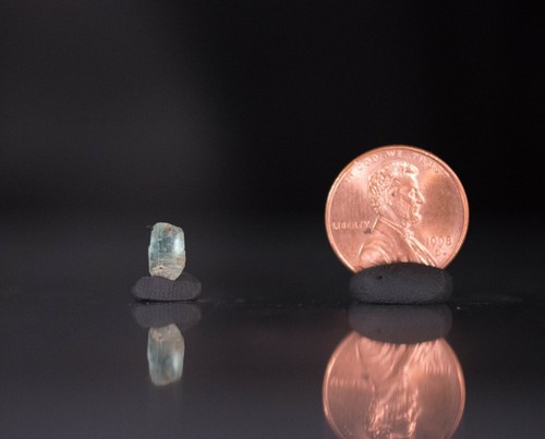 Smaragdgrüne natürliche Kristallfacette grobe Edelsteinqualität Nigeria - Bild 1 von 7