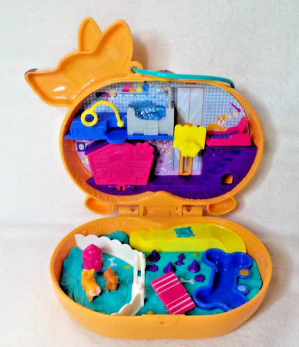 POLLY POCKET MATTEL COFFRET UNIVERS HOTEL DE CORGI AVEC 1 DOLL POLLY 2020 - Picture 9 of 9