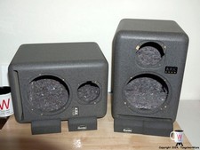 PARA szafki NOS Early-Proto KRK 6000 do sterownika ogniskowego 6V013. Izolatory Auralex.