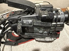 JVC GR-65U Handheld Compact VHS Camcorder w/ Extras