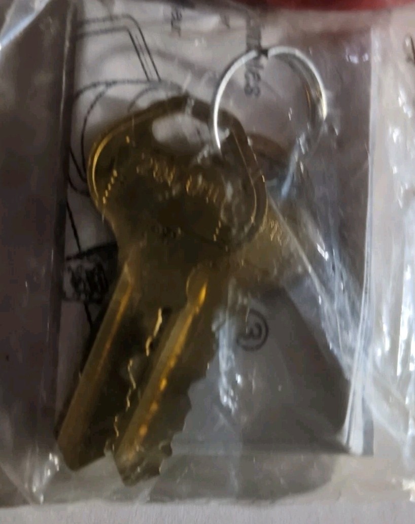 Picture 2 of 3