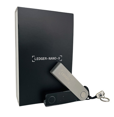 Ledger Nano X Bluetooth Hardware Wallet für Krypto und NFTs Schwarz Silber