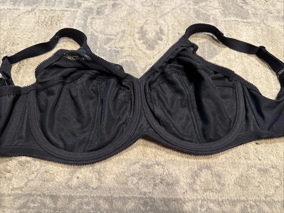 Sutiã feminino Cabernet 38DDD preto 8008T fecho traseiro com aro - Imagem 4 de 4