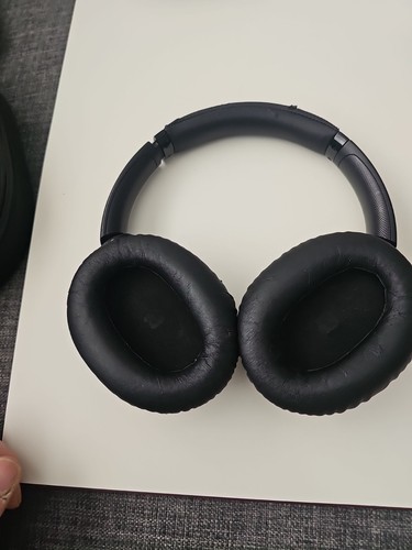 Sony WH-CH710N Noise Cancelling Wireless Headphones 35 Hours Battery Bluetooth - Picture 2 of 7