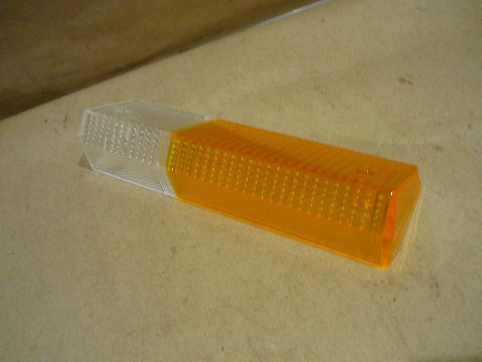 Ferrari 208,308 - RH Front Indicator Lens Orange & Clear (NEW) - P/N 60329604