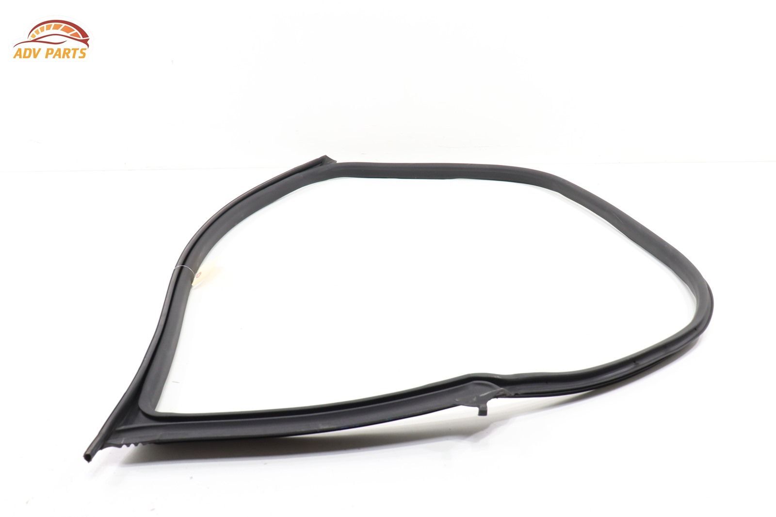 Maserati Quattroporte 2014-2020 Front Right Outer window scraper seal