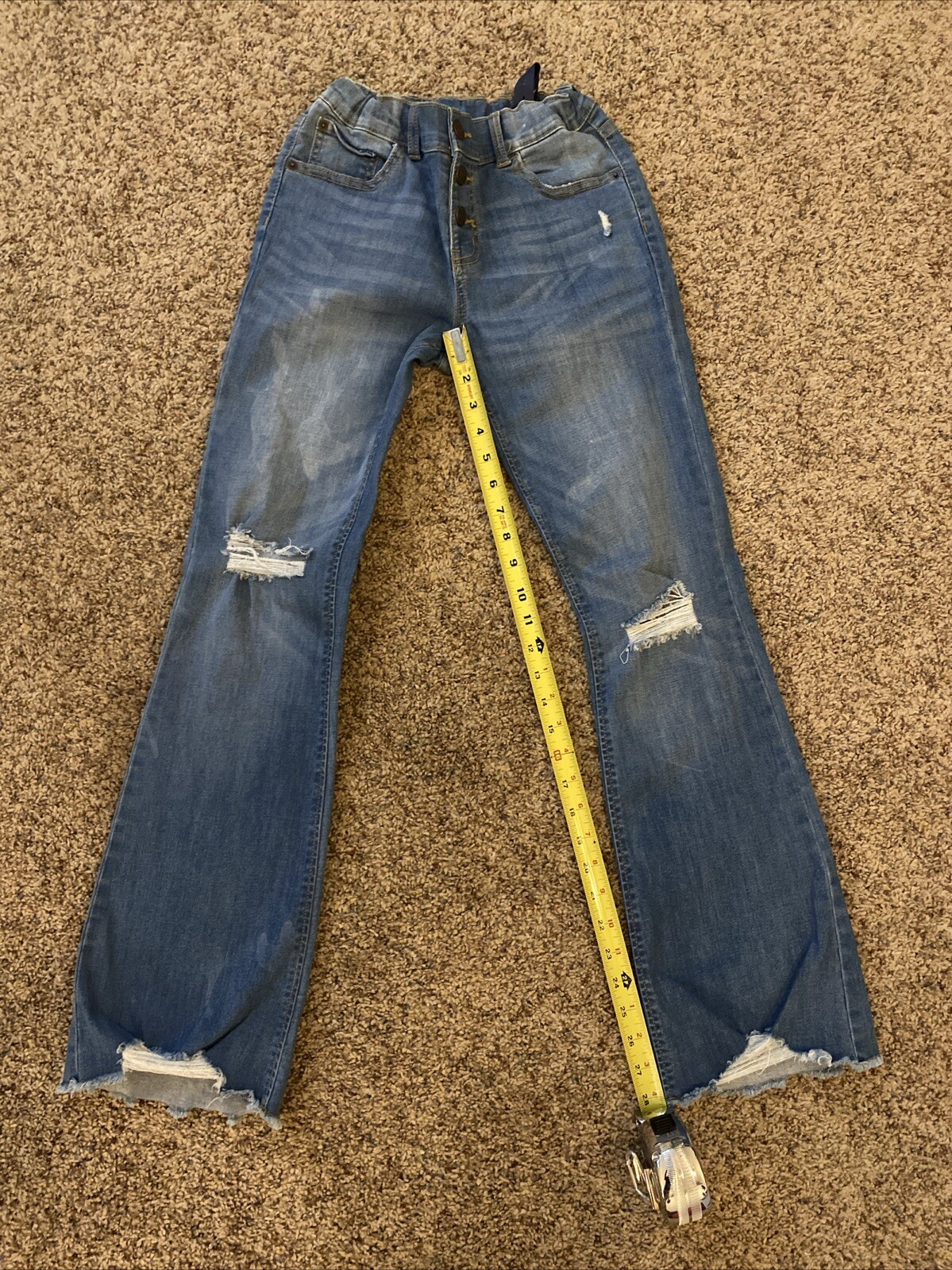 Picture 19 of 24