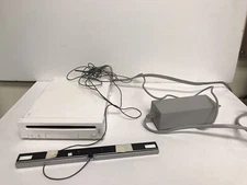 White Nintendo Wii Console, sensor and cables - For Repair Won’t Read Disk