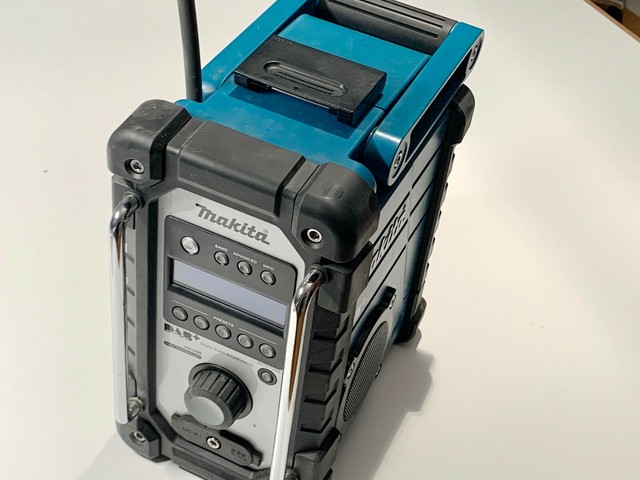 Makita DMR105 AkkuBaustellenradio günstig kaufen eBay