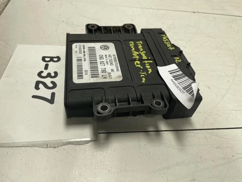 Volkswagen Passat SE 2012 2014 2,5 L módulo de control de transmisión automática OEM+ Foto 3 de 4