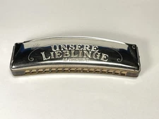 UNSERE LIEBLINGE M. HOHNER STAR Logo HARMONICA CURVED Echo KEY C GERMANY