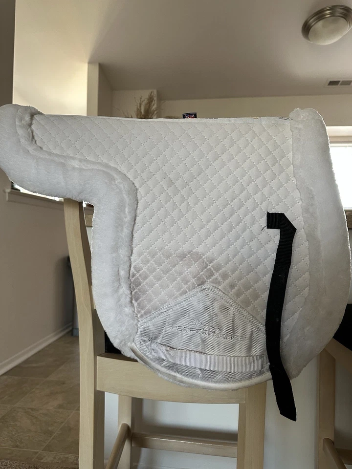 Almohadilla con forma de borde Shires Arma SupaFleece Foto 2 de 4