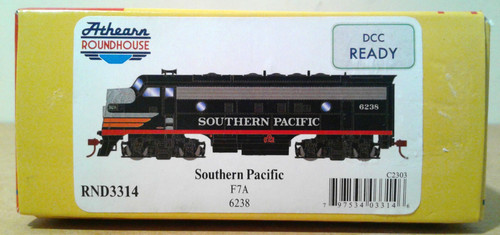 HO ESCALA ATHEARN ROUNDHOUSE F7A SOUTH PACIFIC SP #6238 RND3314 | Condition: Used