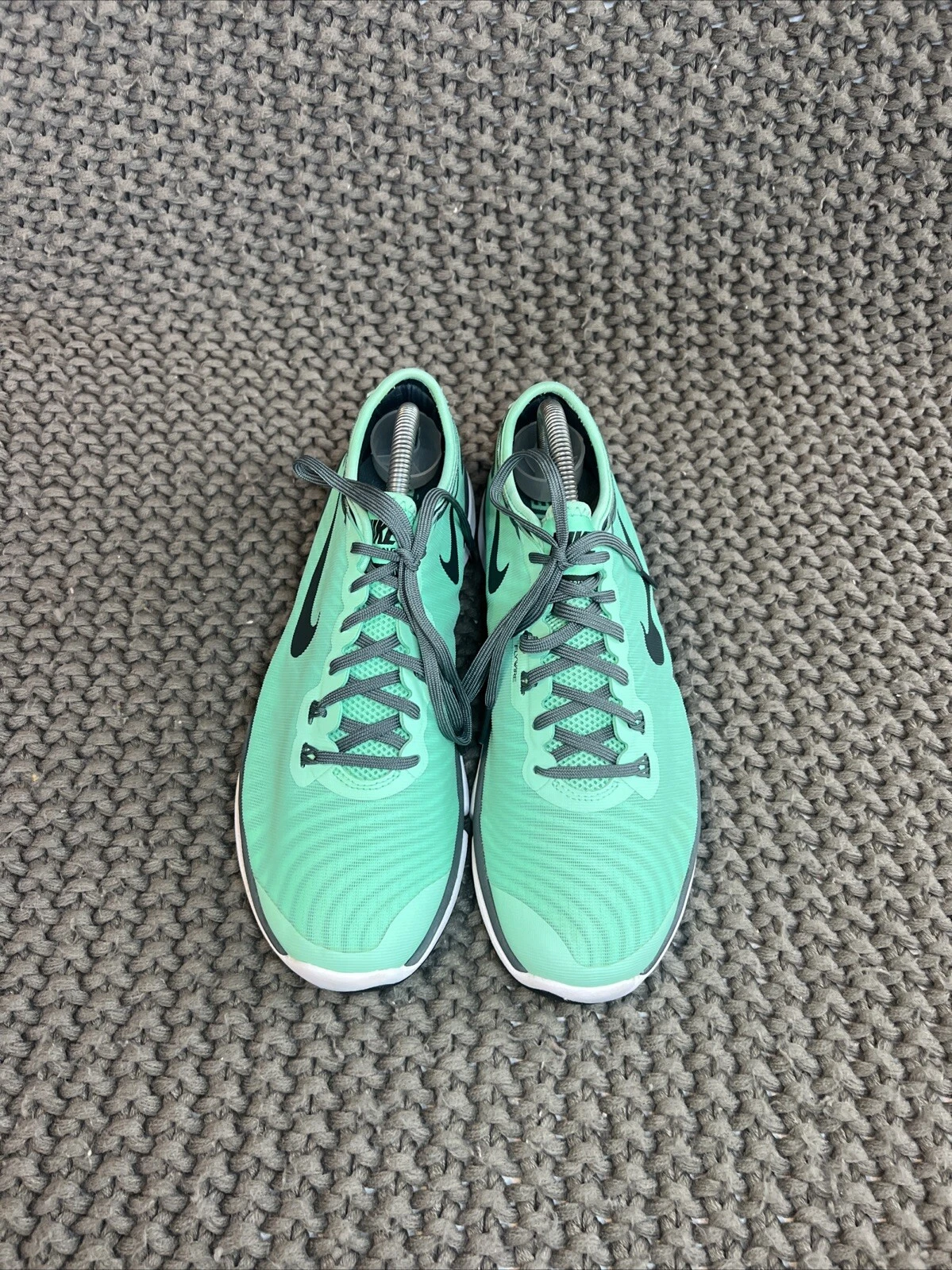 Baskets Nike Flex Supreme TR4 vertes chaussures de course femme pointure 9 819026 301