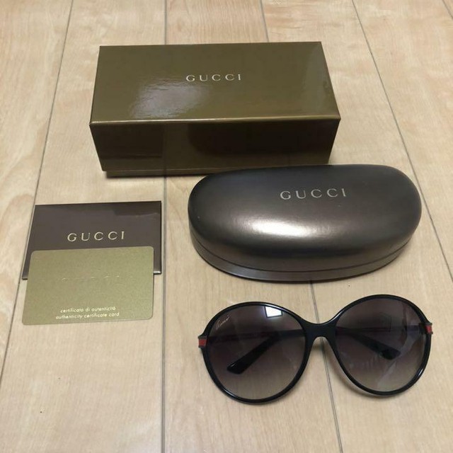 red oversized gucci sunglasses
