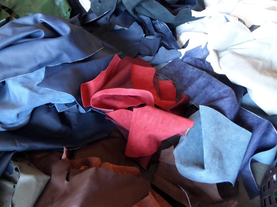 Chatarra de cuero para tapicería de 5 libras colores mezclados para manualidades Foto 2 de 4