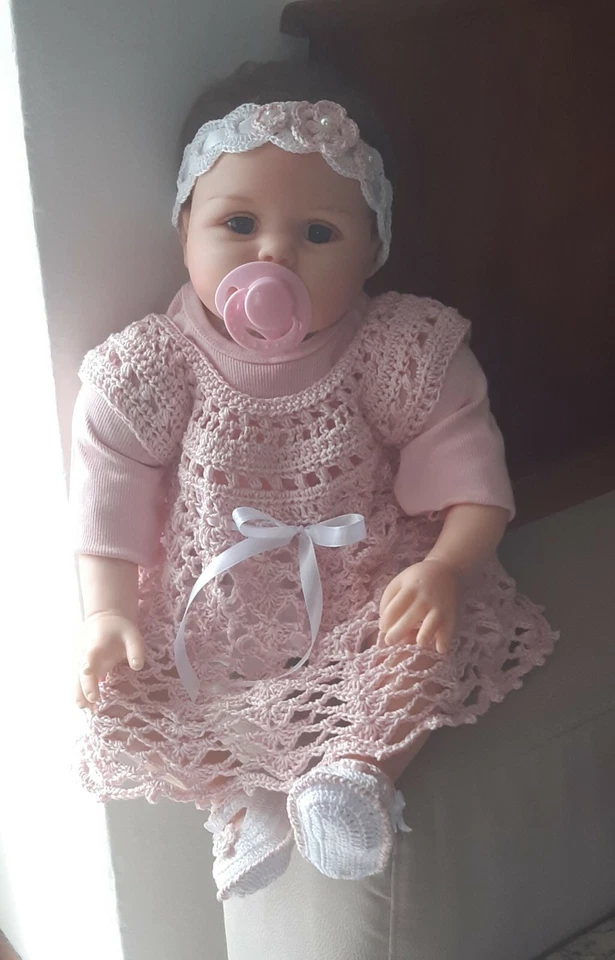 Vestito neonata rosa uncinetto,fascetta, scarpine, cotone,fatto a mano,benvenuta - Immagine 4 di 4