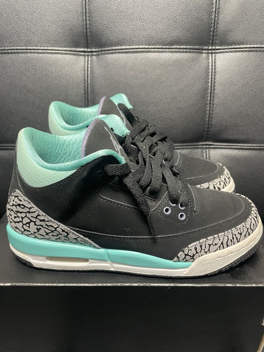 Nike Air Jordan 3 Retro GG 2014 Size 4Y 441140-045 Black Nike Air Jordan 3 Retro GG 2014 Size 4Y 441140-045 Black
