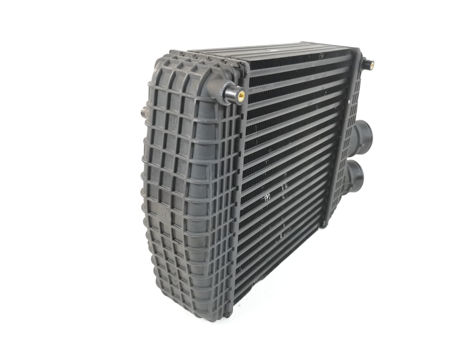 Maserati Ghibli 2018 M156E AWD 3.0 AC Front Left Side Turbo Intercooler Radiator