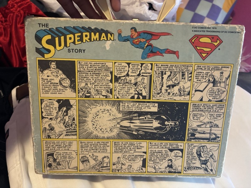 Superman DC Comics 1978 Vintage Portable Record Turntable highly collectible!