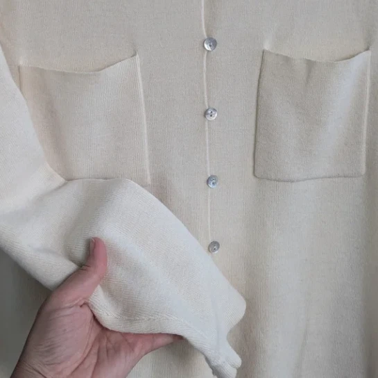 Vtg Lambswool Cardigan Women's Med Mother-of-Pearl Buttons Old Money Classic - Image 4 of 4