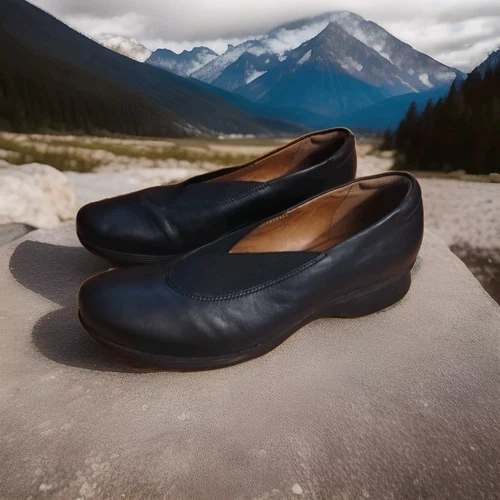 Scarpa Clarks Artisan donna Aubria Fay ballerine slip on pelle nera taglia 7M