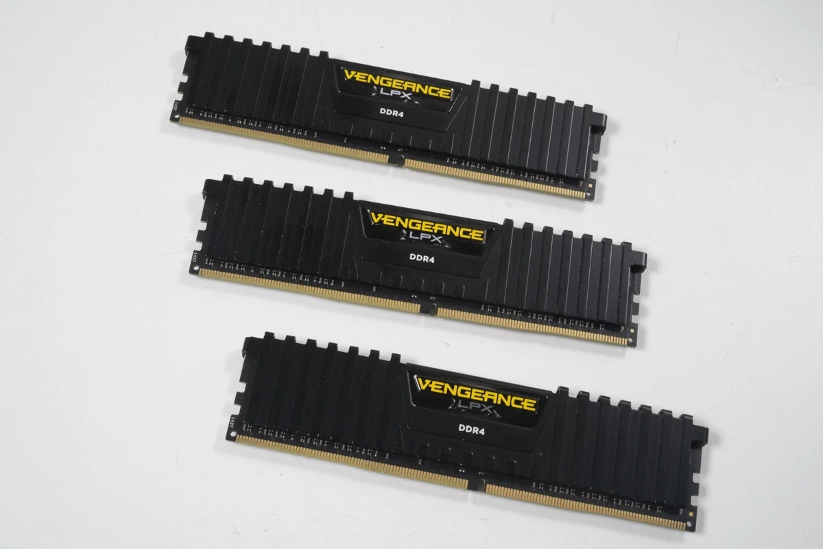メモリー CORSAIR DDR4 PC4-21300 8GBx2 Corsair Computer PC4-21300 (DDR4-2666) Bus Speed Memory (RAM) for
