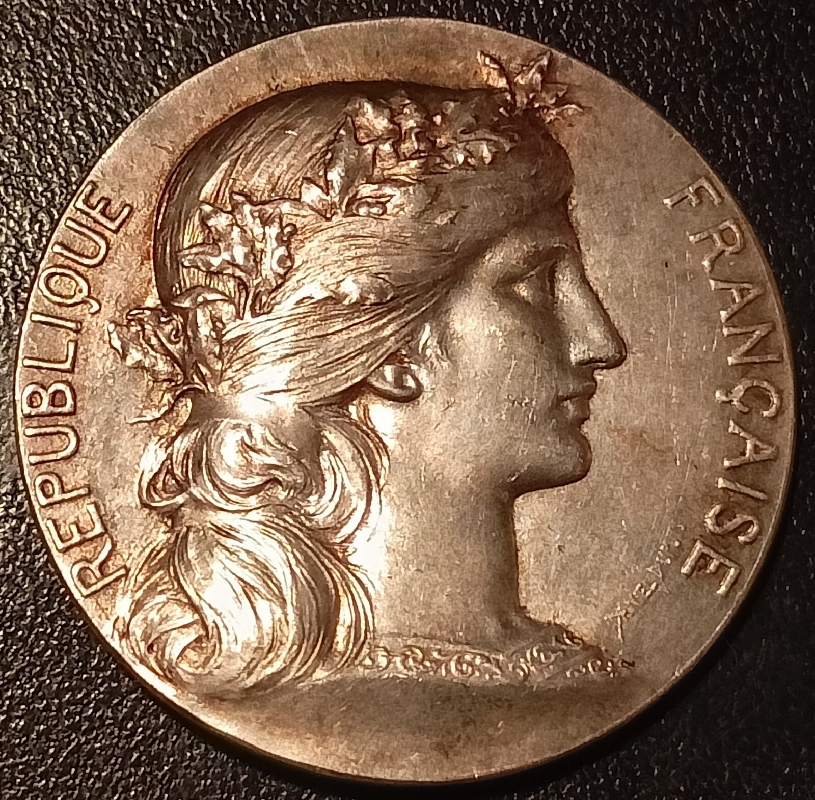 Picture 1 of 3