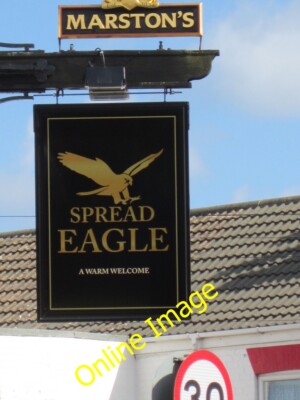 Photo 6x4 The Spread Eagle on Queen Street North, Withernsea  c2013