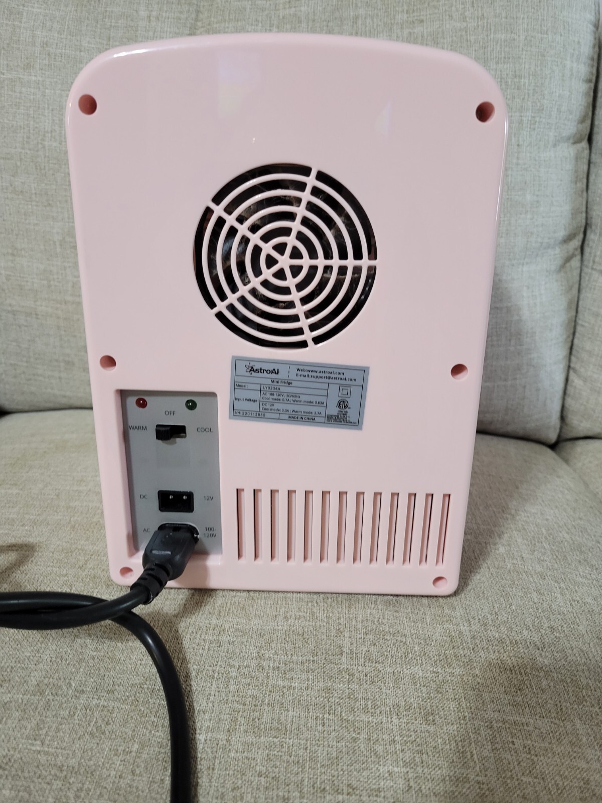 AstroAI Mini Fridge for Skin Care Makeup Fridge Retro Portable