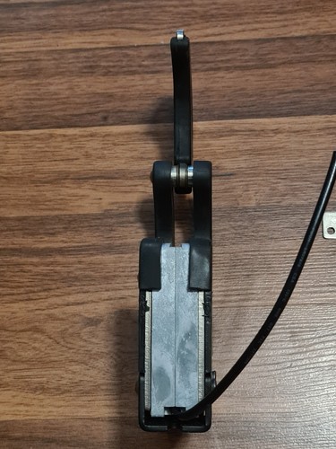 Santa Cruz SC-6 Universal Gunlock With Key - Picture 2 of 5
