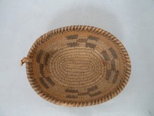 Native American Weave Small Basket Bowl. Very Nice Design. Approx 5.25" L & 2" T